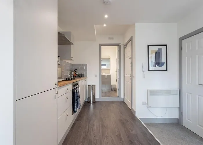 Modern & Bright 1 Bed